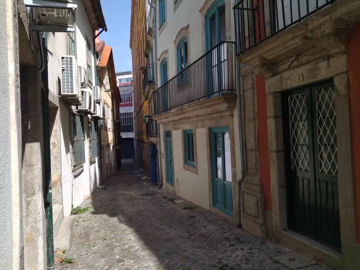 Cais Das Pedras Patio Apartment - With Washer And Dryer Machine Porto Luaran gambar