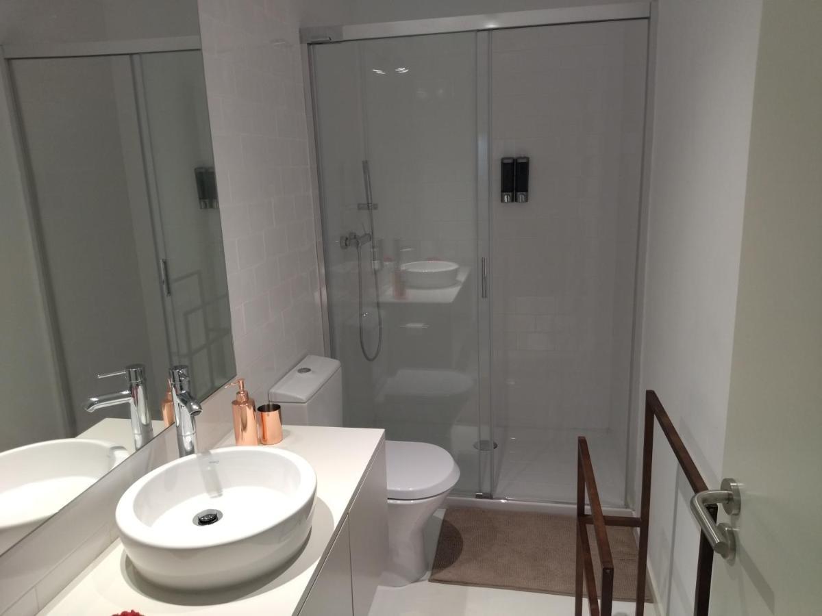 Cais Das Pedras Patio Apartment - With Washer And Dryer Machine Porto Luaran gambar