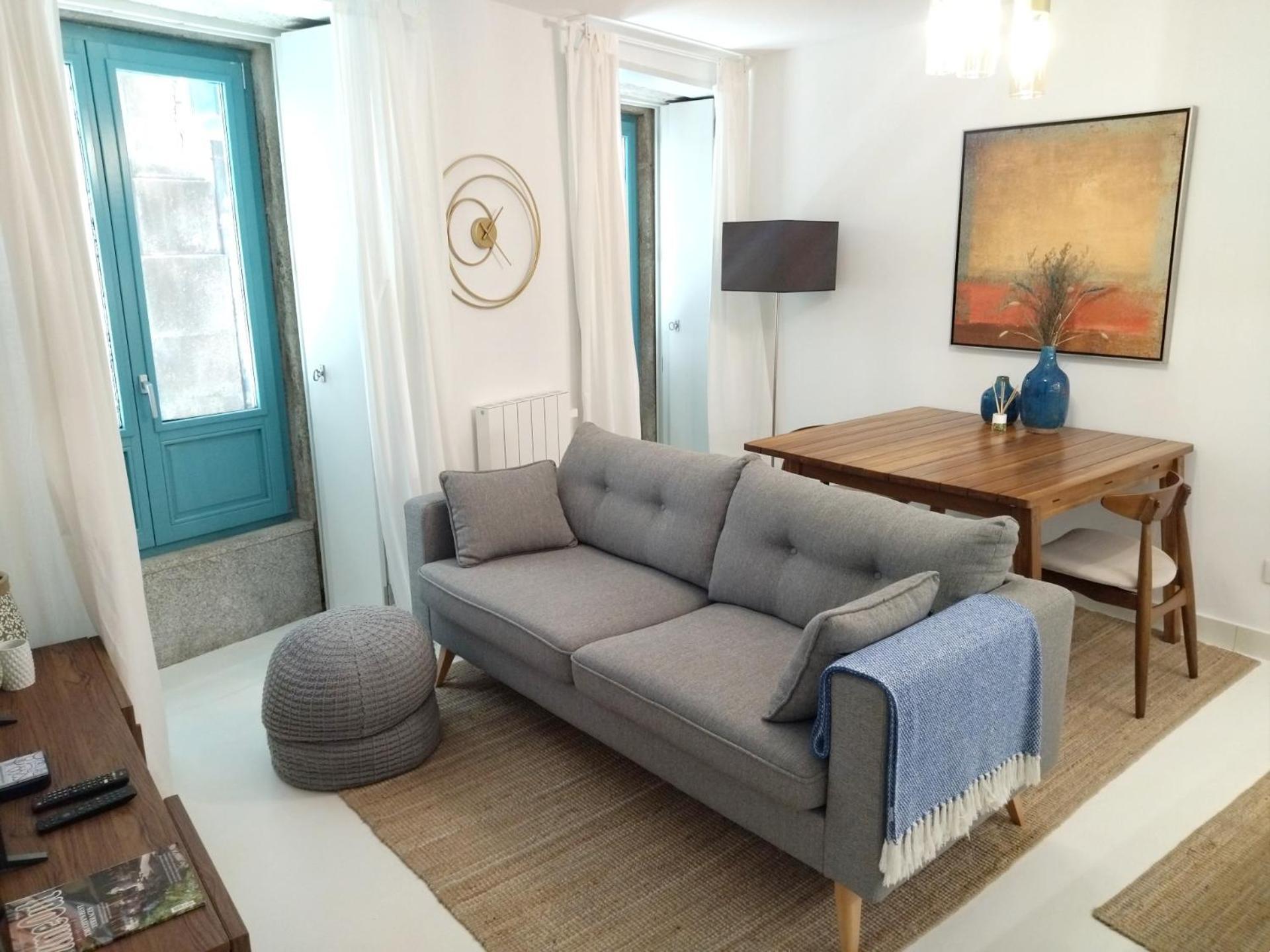 Cais Das Pedras Patio Apartment - With Washer And Dryer Machine Porto Luaran gambar