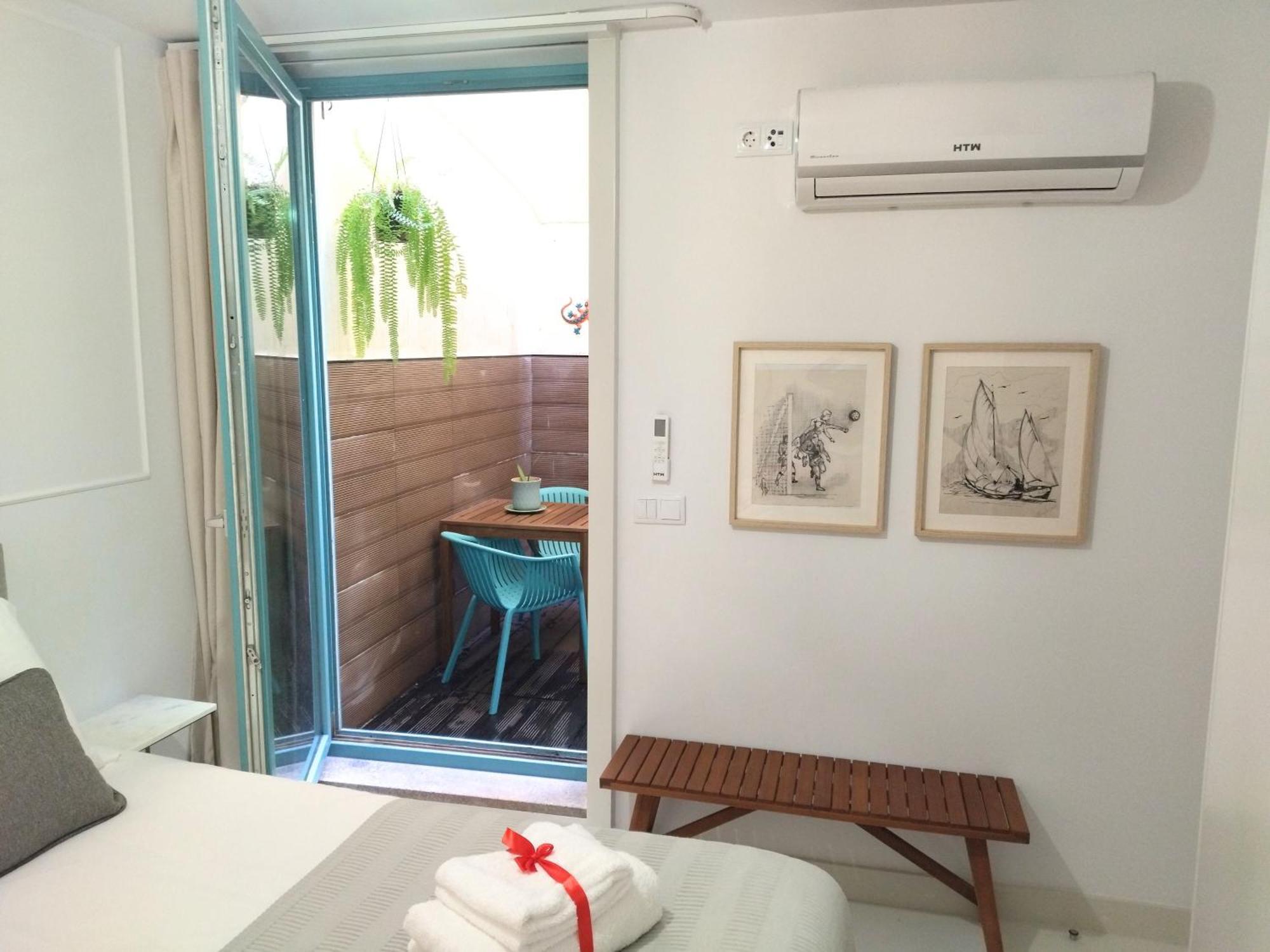 Cais Das Pedras Patio Apartment - With Washer And Dryer Machine Porto Luaran gambar